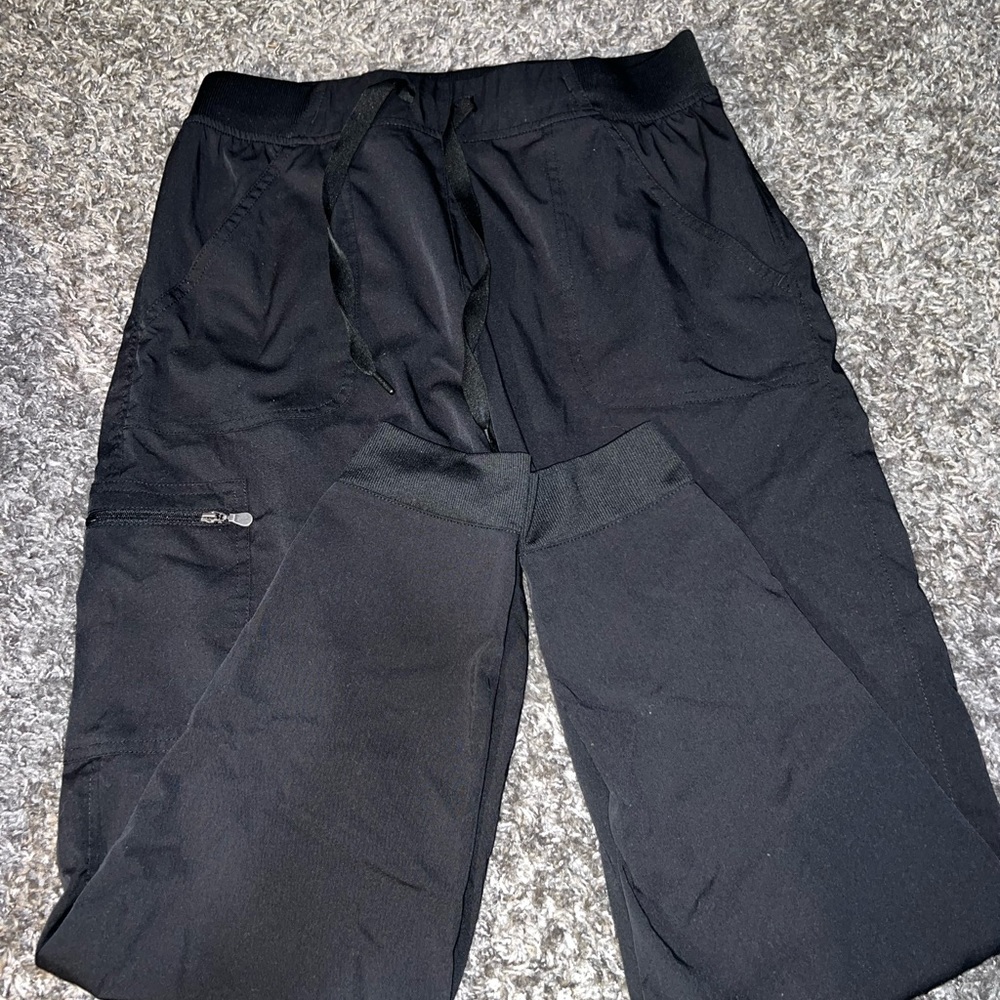 Black scrub pants